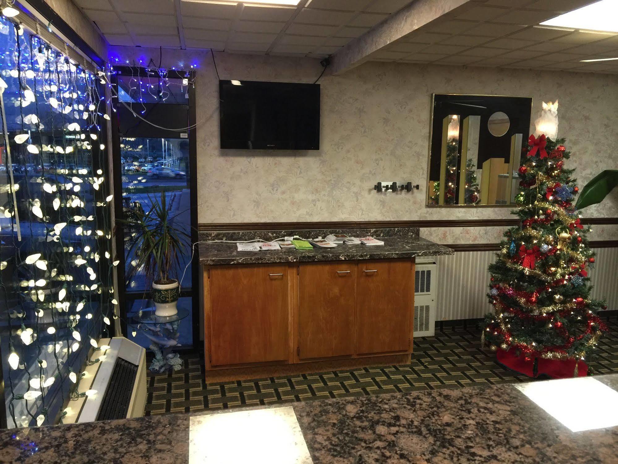 Budget Inn Уильямсвилл Экстерьер фото
